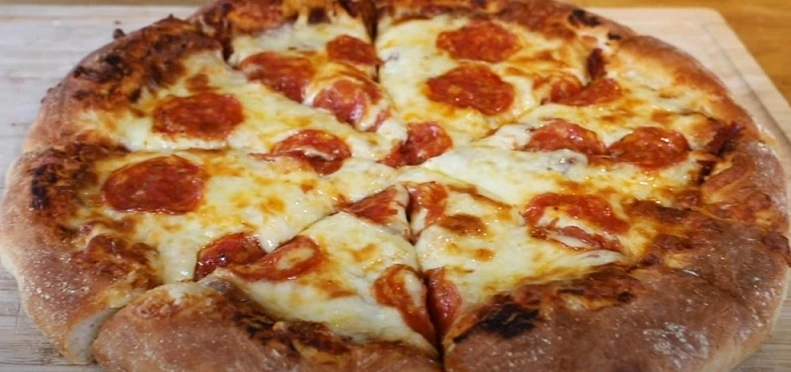 Caesars-Pizza-Dough-Recipe-by-infomegg.com