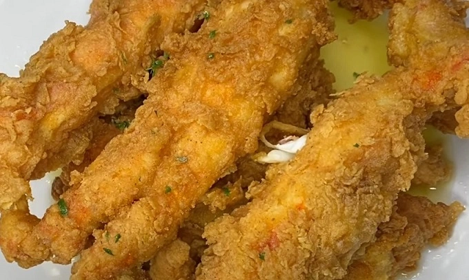 How-to-Make-Perfect-Fried-Crab-Legs-at-Home-by-infomegg.com